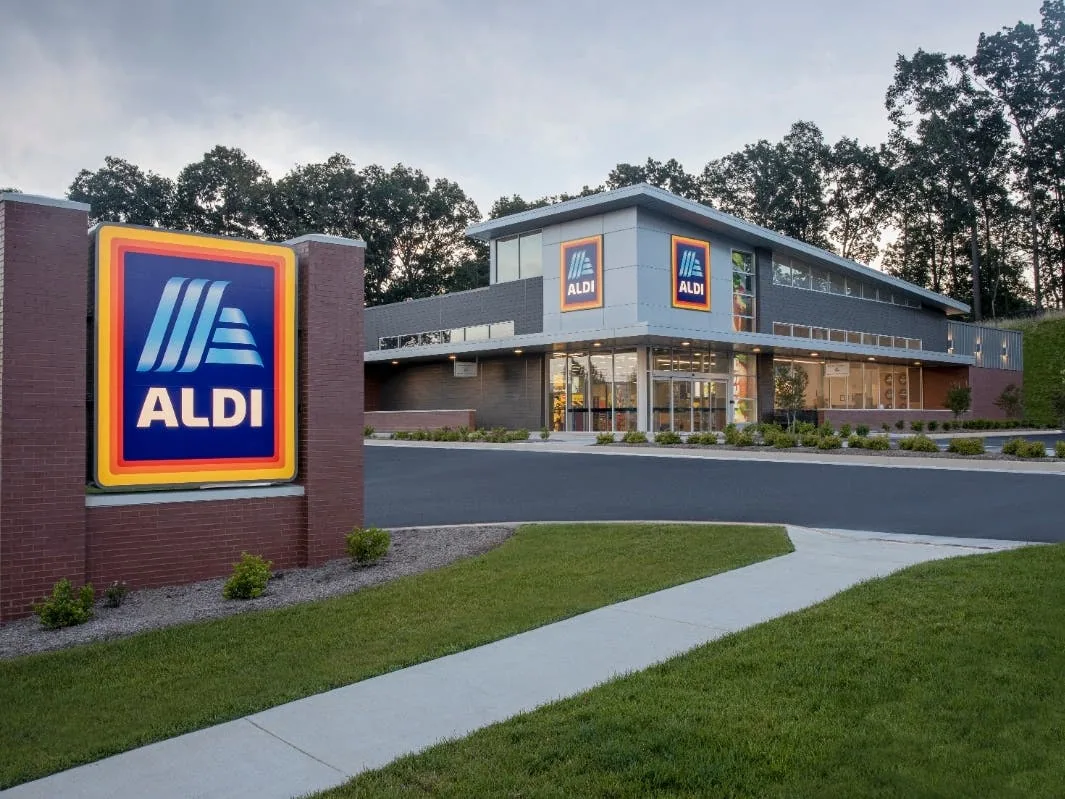 Roofing for Retail and Restaurant Chains in Lowell, MA
